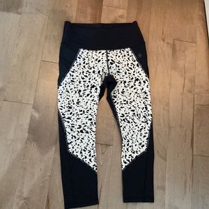 Athleta cropped leggings size small